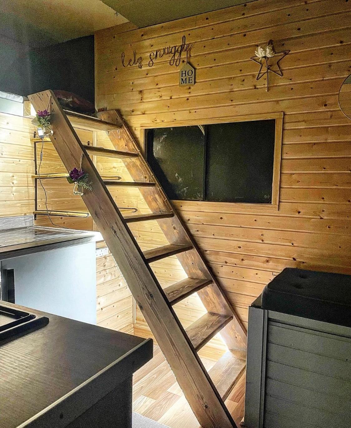 Отель North Yorkshire Horse Box Экстерьер фото